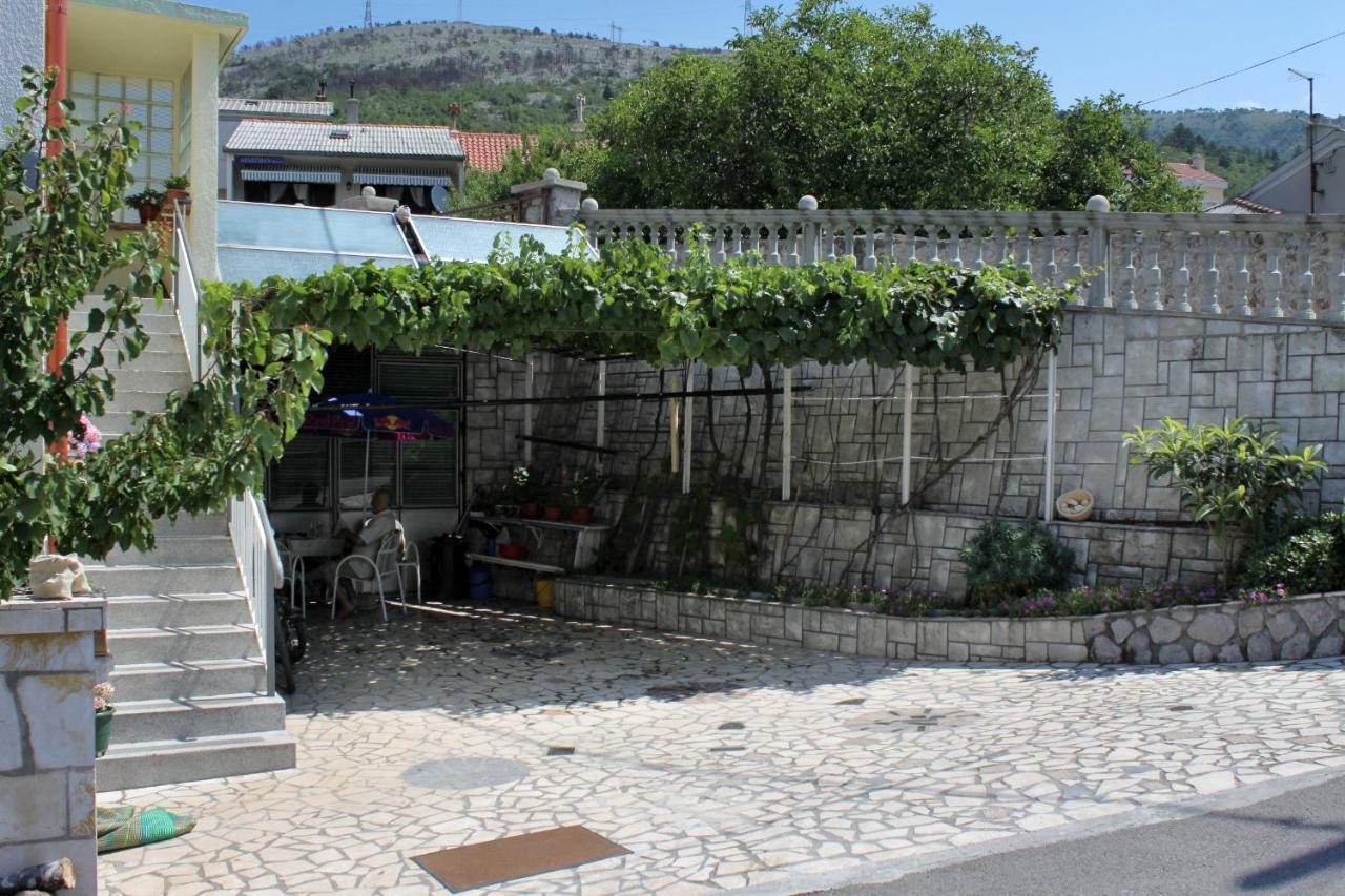 Apartments With A Parking Space Senj - 5572 Esterno foto