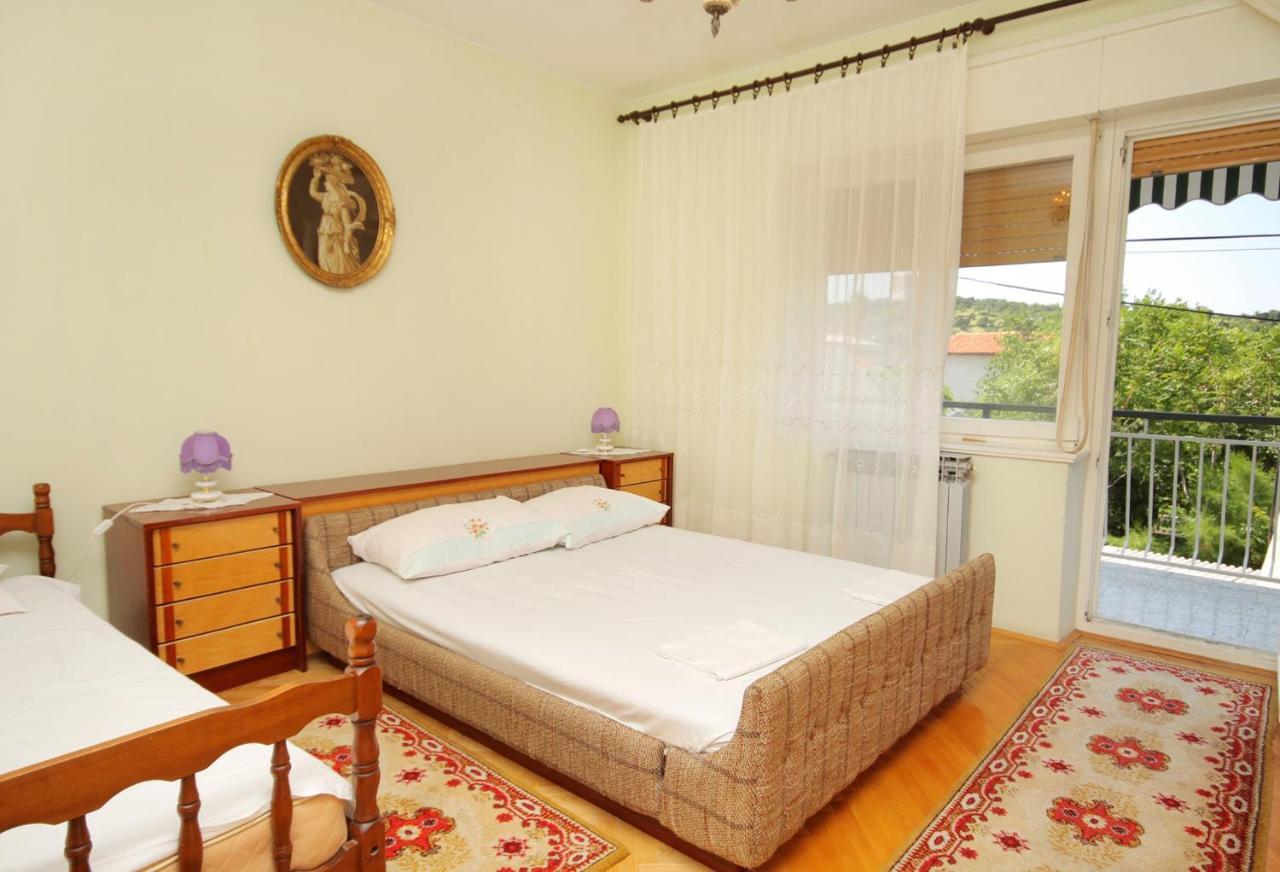 Apartments With A Parking Space Senj - 5572 Esterno foto